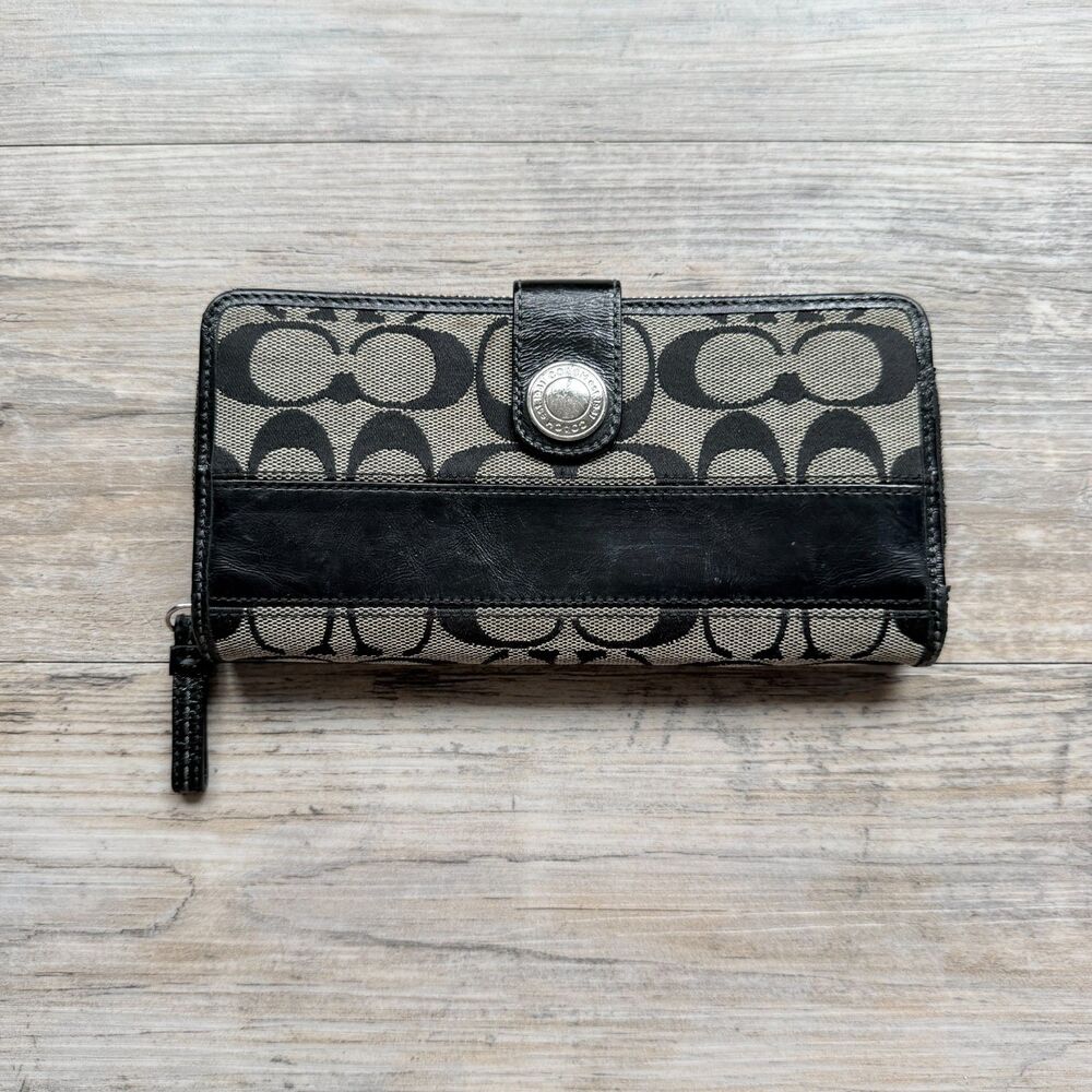Coach Signature Jacquard Checkbook Wallet Black Leather Zip Around Organizer